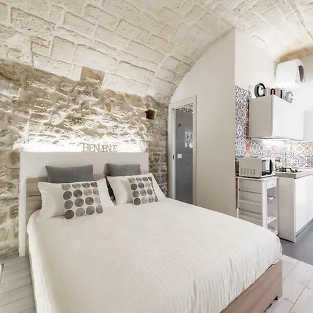 San Nicola Old Town Apartment Casatuabari Esterno foto
